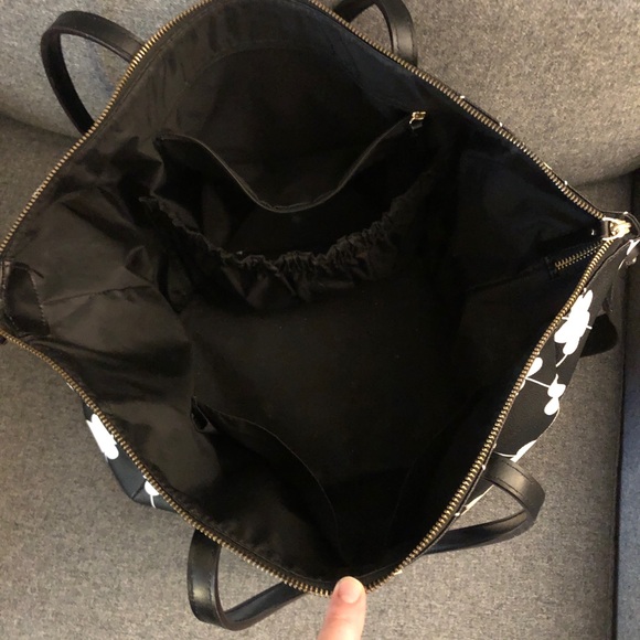 Kate Spade diaper bag with detachable strap. - Picture 3 of 5